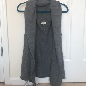 Sugarlips Gray Sleeveless Sweater